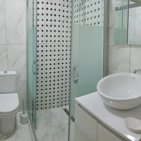 Adayel Bagevi & Butik מלון בוזקאדה