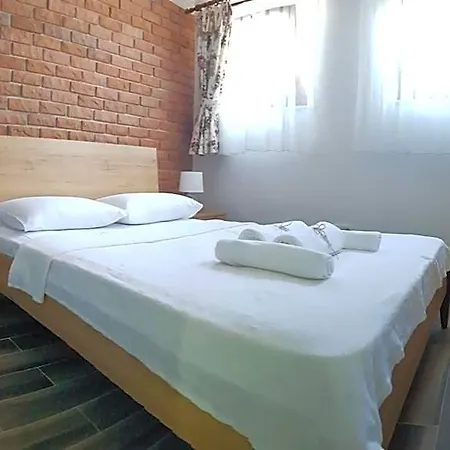 Adayel Bagevi & Butik